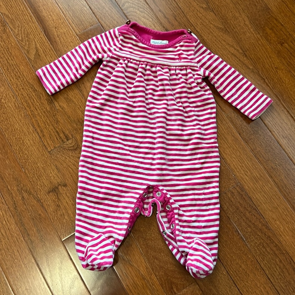 Ralph Lauren fleece one piece footies. Includes beautiful button detail.